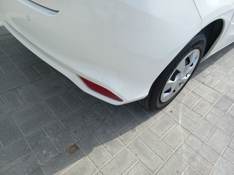 Used 2018 Toyota Yaris for sale in Abu Dhabi
