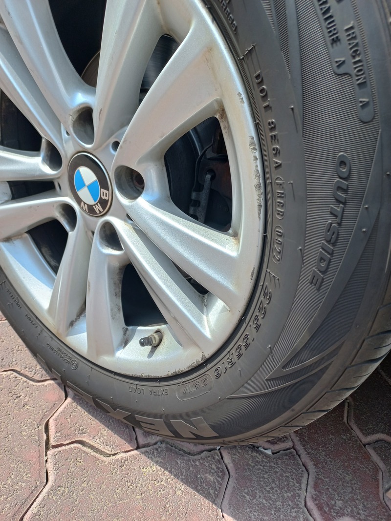 Used 2018 BMW 318 for sale in Abu Dhabi