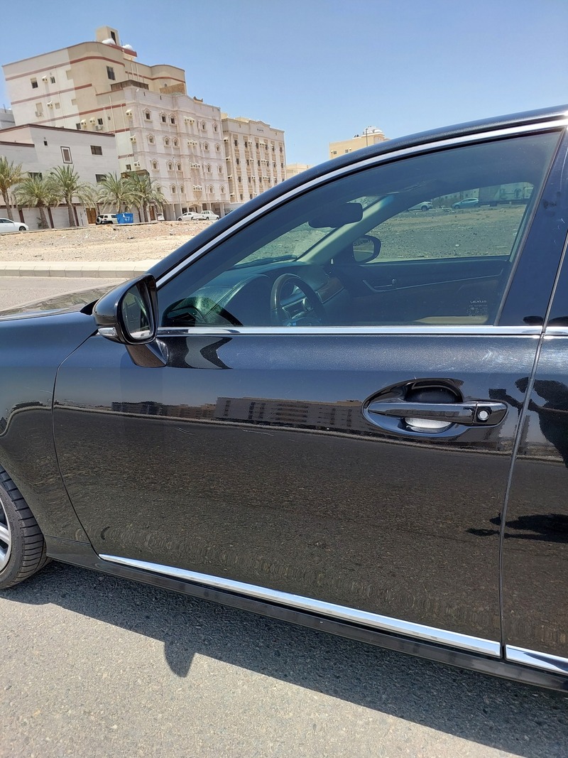 Used 2014 Lexus GS450h for sale in Jeddah