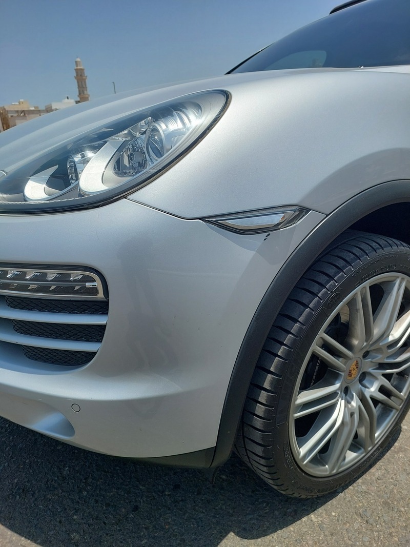 Used 2013 Porsche Cayenne for sale in Jeddah
