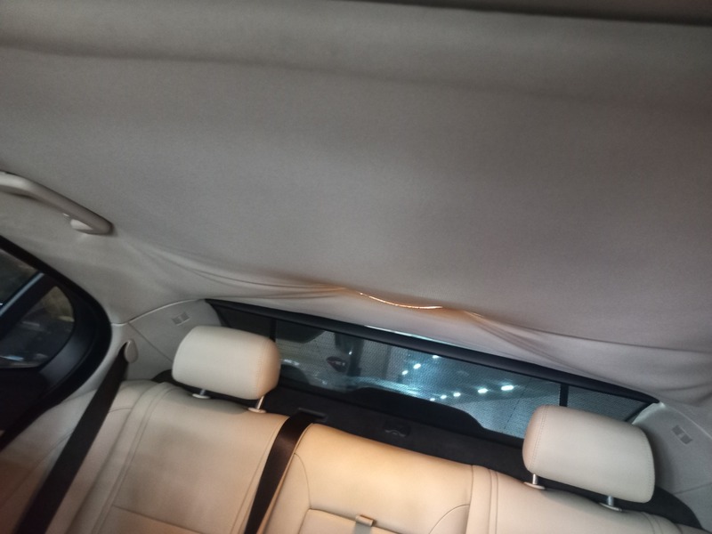 Used 2015 Jaguar XF for sale in Dubai