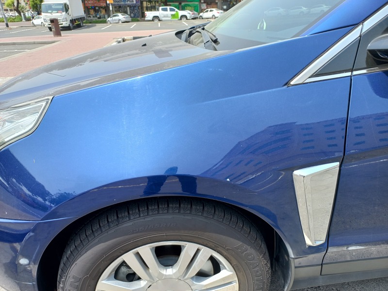 Used 2013 Cadillac SRX for sale in Dubai
