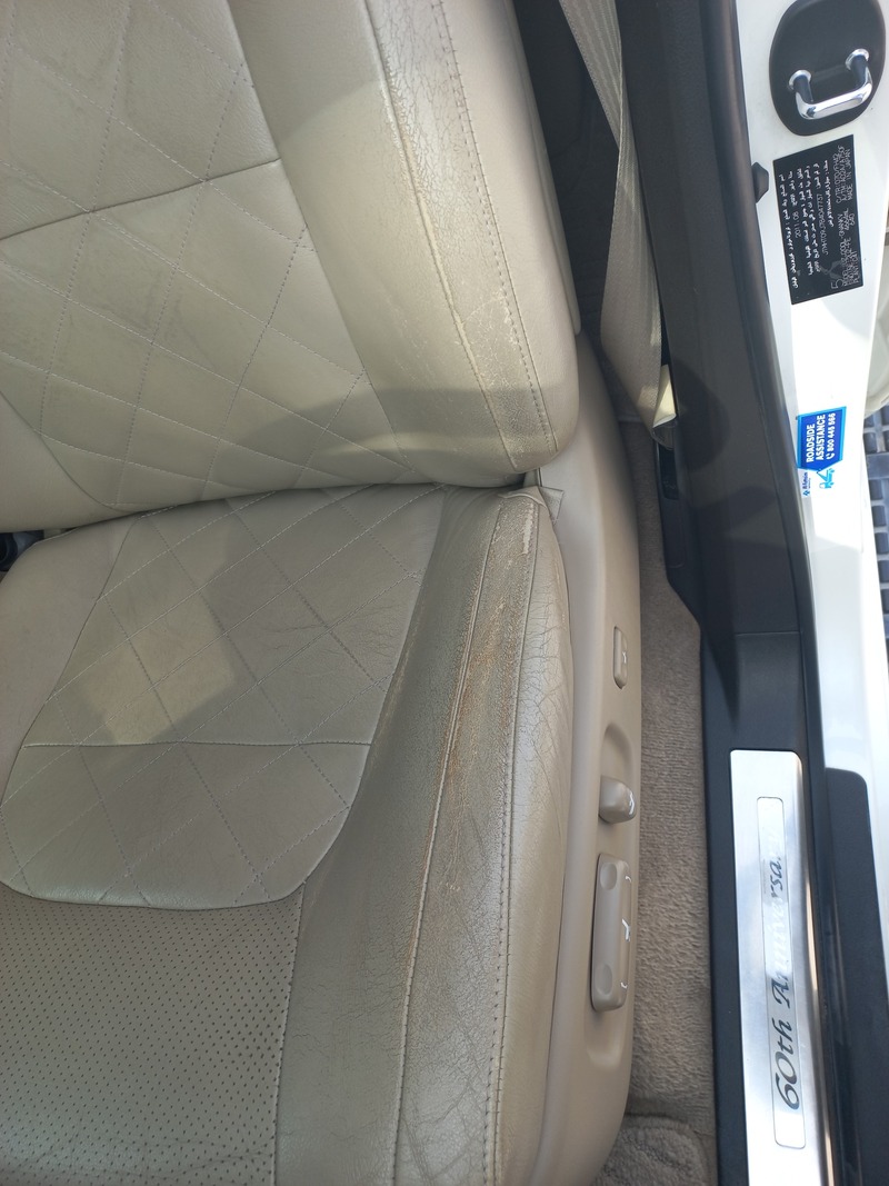 Used 2011 Toyota Land Cruiser for sale in Abu Dhabi