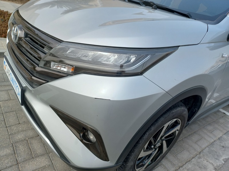 Used 2022 Toyota Rush for sale in Abu Dhabi