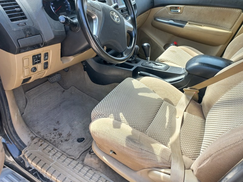 Used 2015 Toyota Fortuner for sale in Dubai