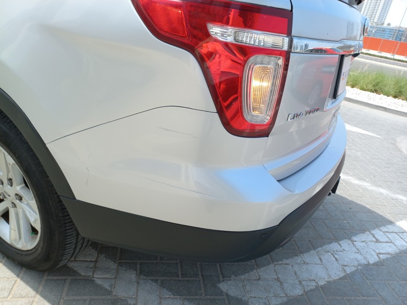 Used 2015 Ford Explorer for sale in Abu Dhabi