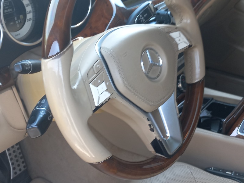 Used 2012 Mercedes CLS350 for sale in Dubai