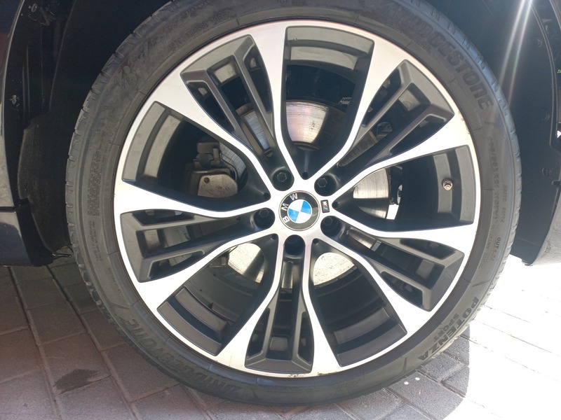 Used 2019 BMW X6 M for sale in Dubai