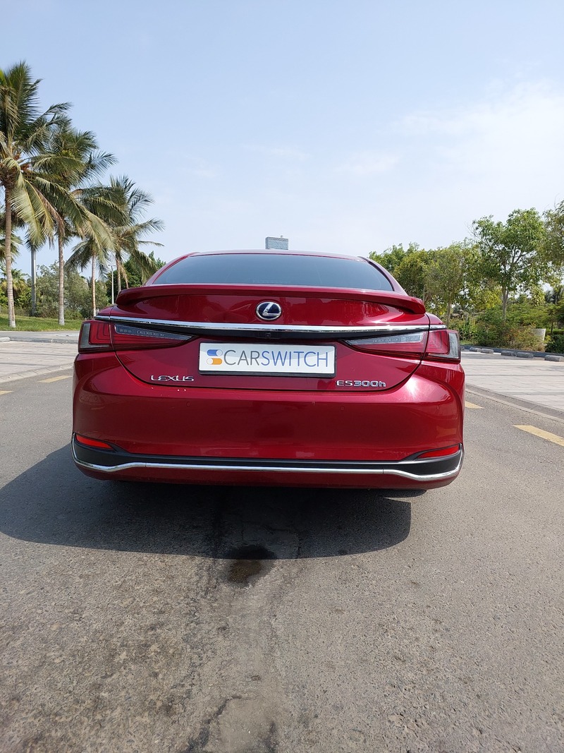 Used 2019 Lexus ES300 for sale in Jeddah