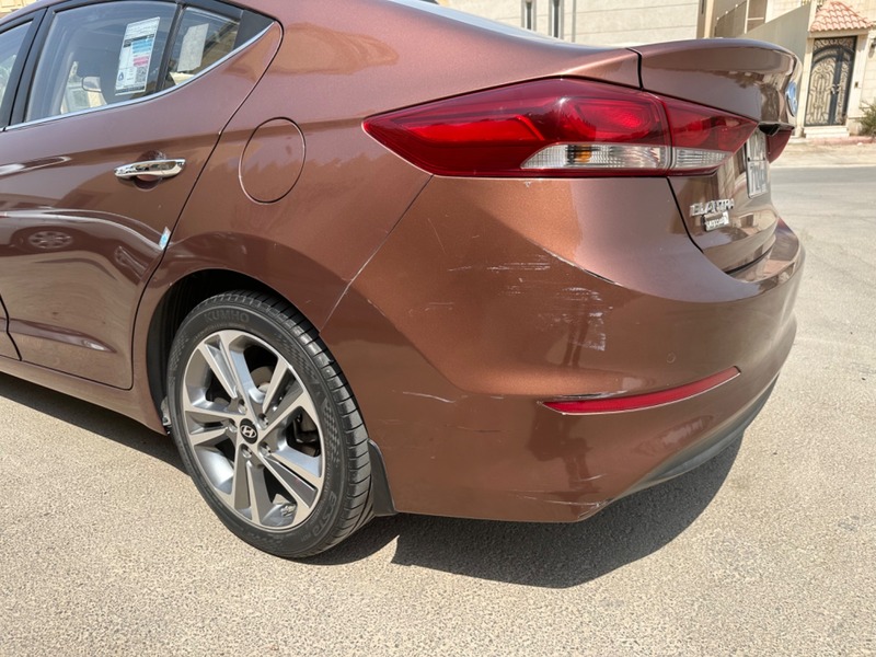 Used 2017 Hyundai Elantra for sale in Riyadh