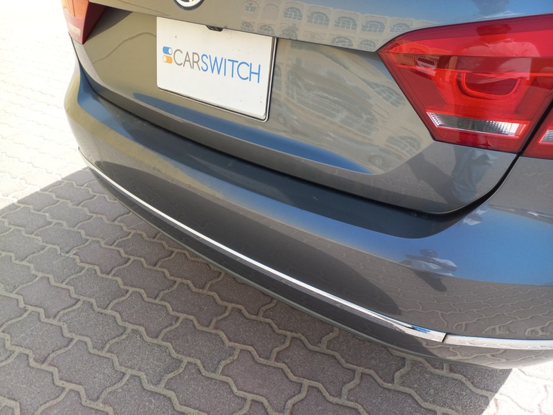 Used 2014 Volkswagen Passat for sale in Abu Dhabi