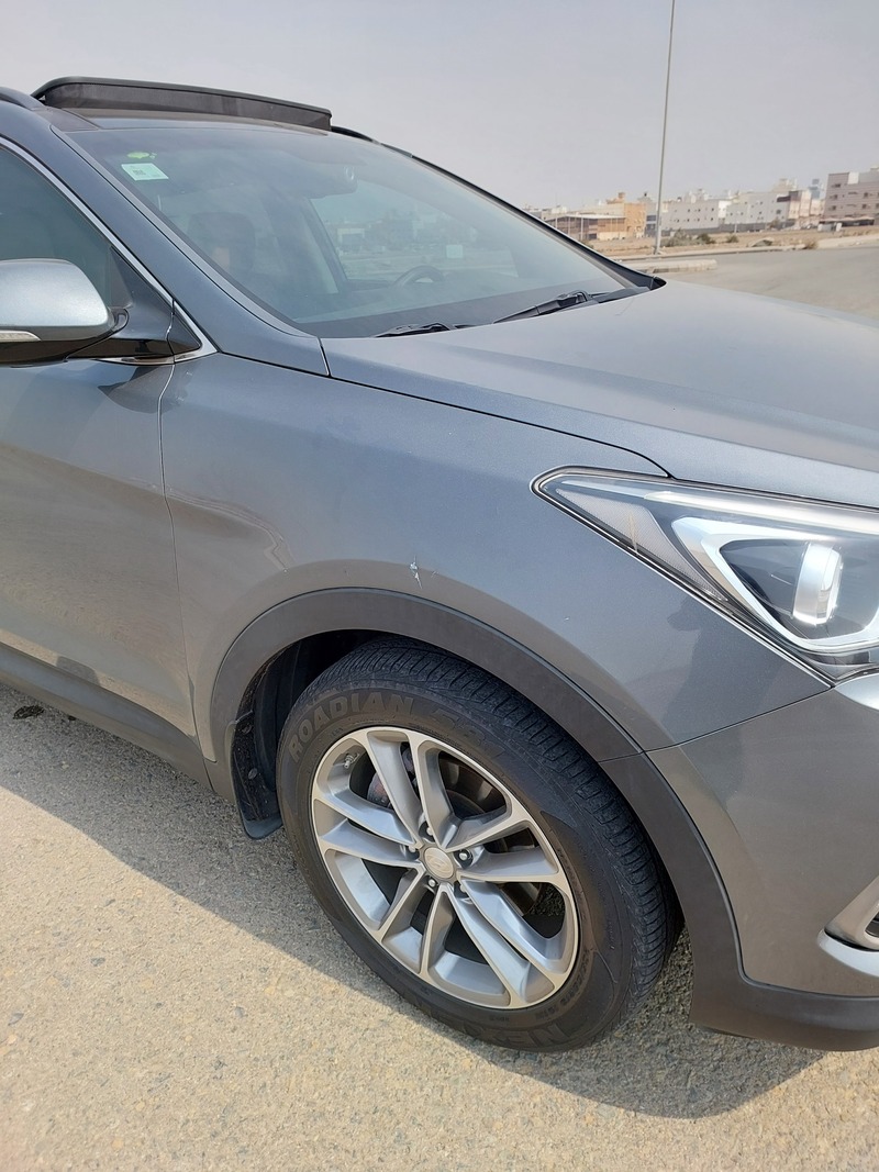 Used 2018 Hyundai Santa Fe for sale in Jeddah