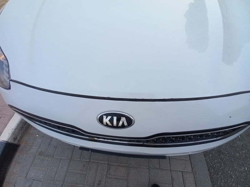 Used 2017 Kia Sportage for sale in Dubai