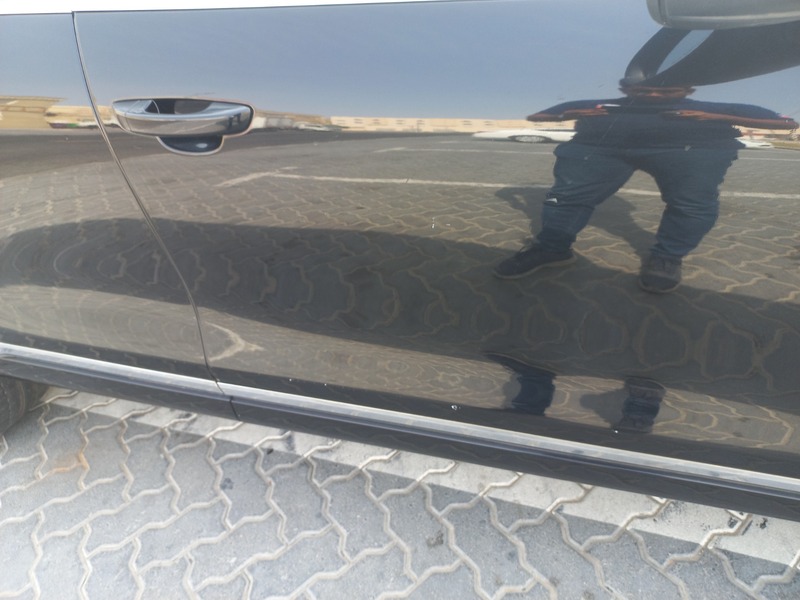 مستعمله 2014 فولكس واجن طوارق للبيع فى دبي