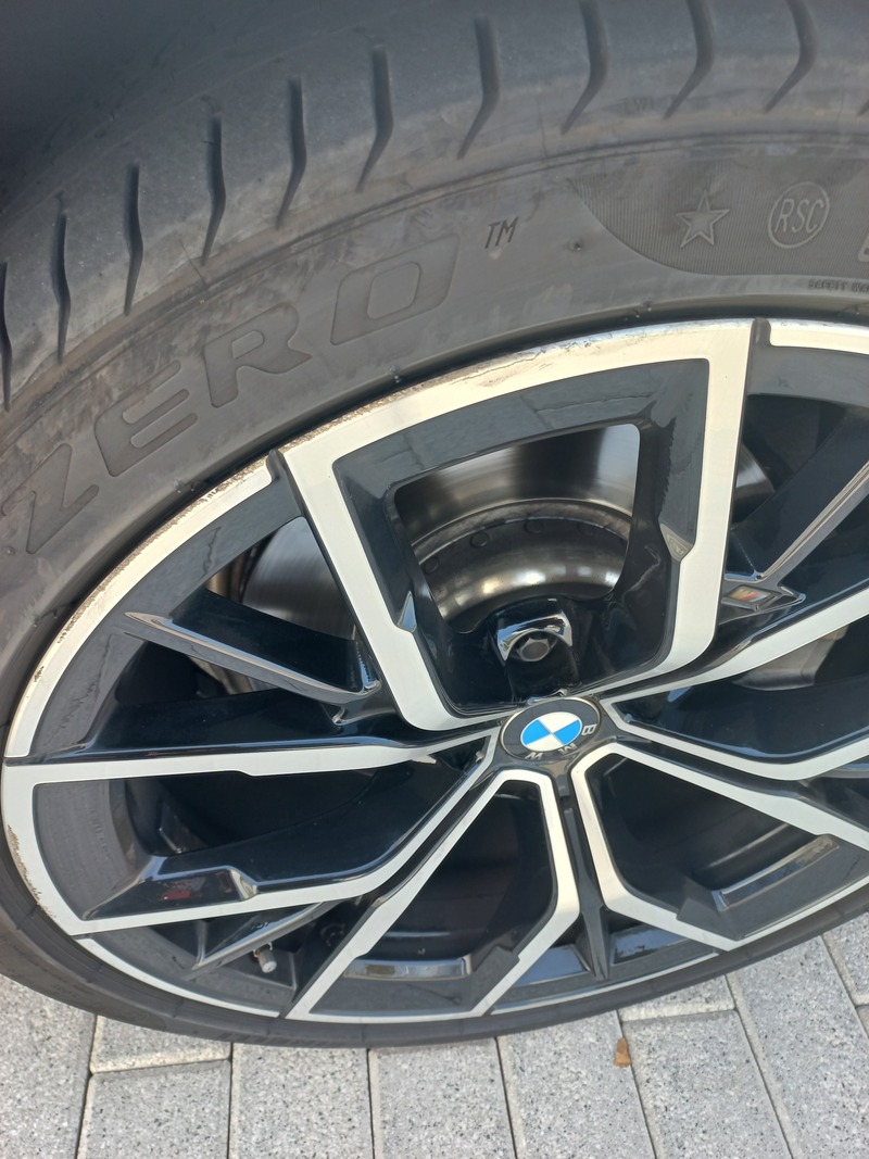Used 2021 BMW 520 for sale in Abu Dhabi