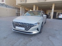 Used 2023 Hyundai Azera for sale in Dammam