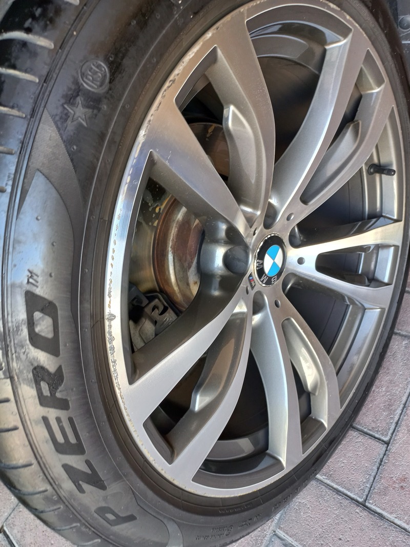 Used 2015 BMW X6 M for sale in Dubai