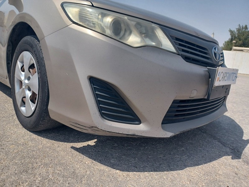 Used 2013 Toyota Camry for sale in Dammam