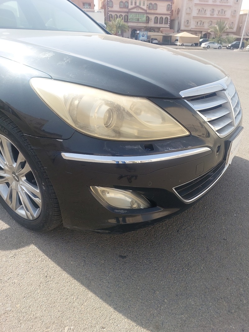 Used 2013 Hyundai Genesis for sale in Jeddah