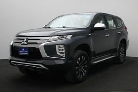 Mitsubishi Montero Sport Used 2021 Mitsubishi Montero Sport for sale in Abu Dhabi