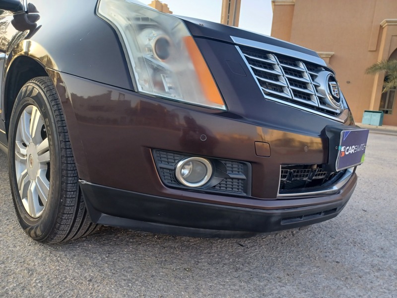 Used 2015 Cadillac SRX for sale in Al Khobar