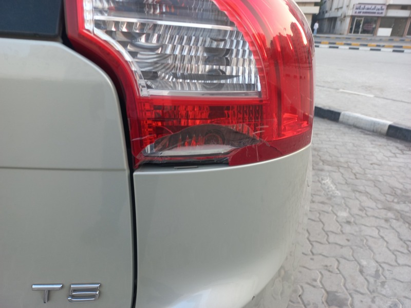 Used 2013 Volvo XC60 for sale in Sharjah