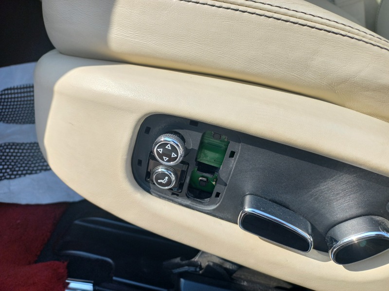Used 2014 Bentley Mulsanne for sale in Dubai