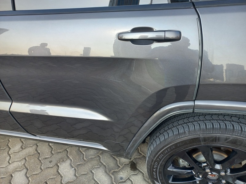 Used 2019 Jeep Grand Cherokee for sale in Sharjah