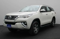 Used 2017 Toyota Fortuner for sale in Abu Dhabi