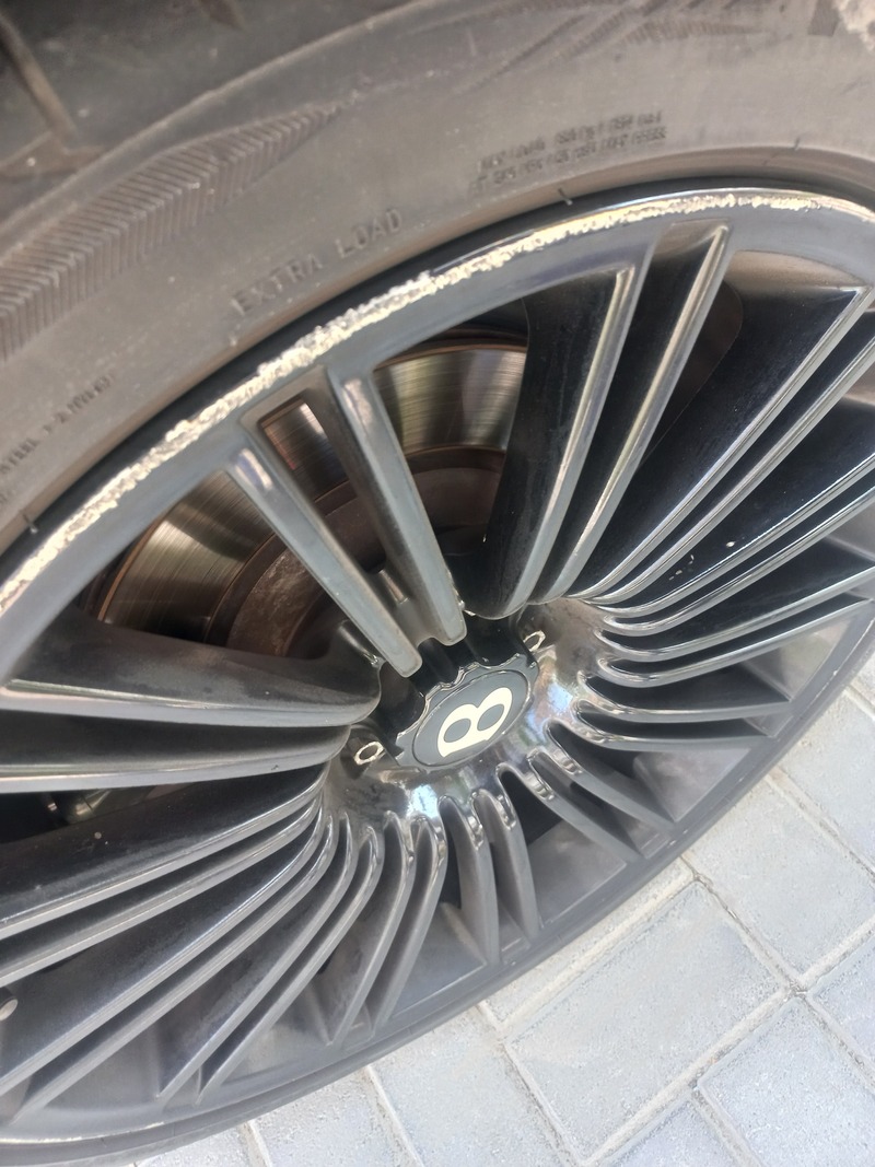 Used 2012 Bentley Flying Spur for sale in Dubai