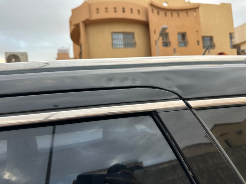 Used 2013 Jeep Grand Cherokee for sale in Riyadh