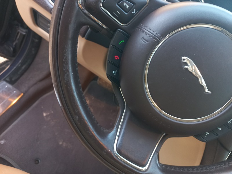 Used 2014 Jaguar XJ for sale in Dubai