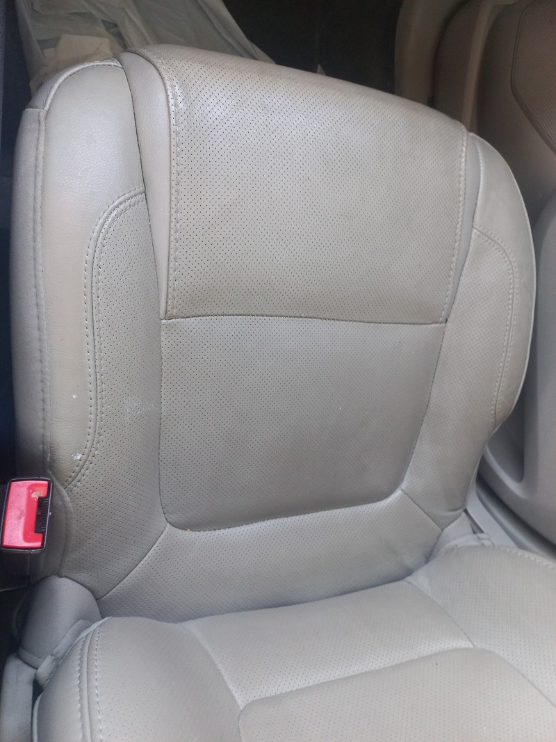 Used 2015 Ford Explorer for sale in Dubai