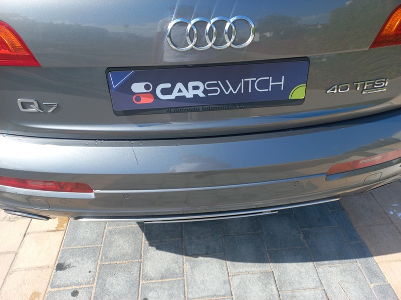 Used 2016 Audi Q7 for sale in Dubai