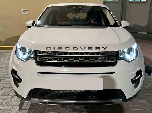 Used Land Rover Discovery Sport - Second Hand Land Rover Discovery Sport  Car for Sale in Dubai