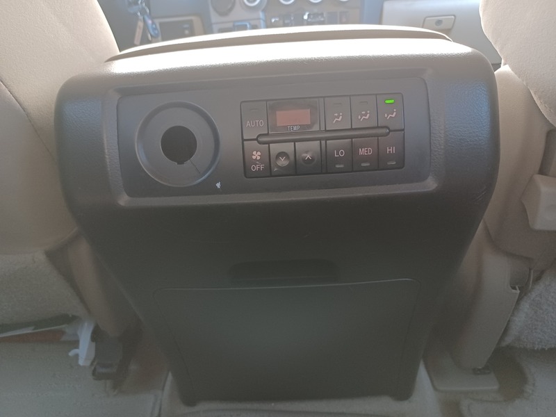 Used 2011 Toyota Sequoia for sale in Riyadh