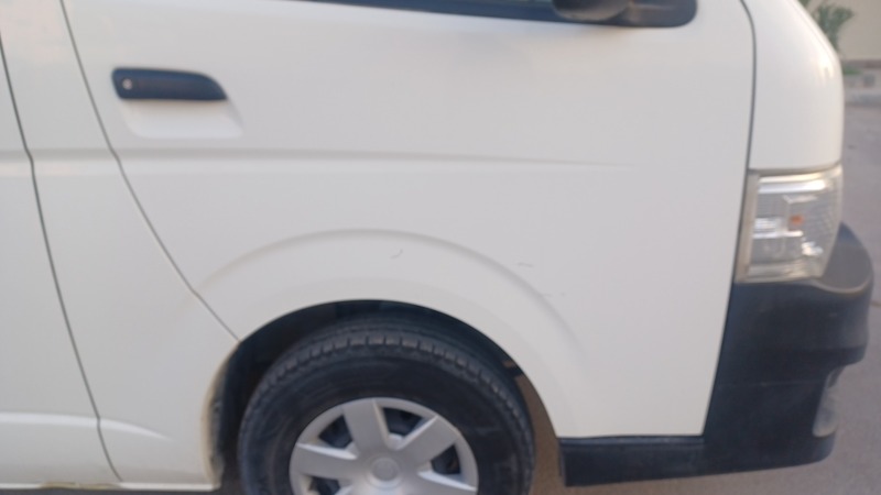 Used 2013 Toyota Hiace for sale in Riyadh