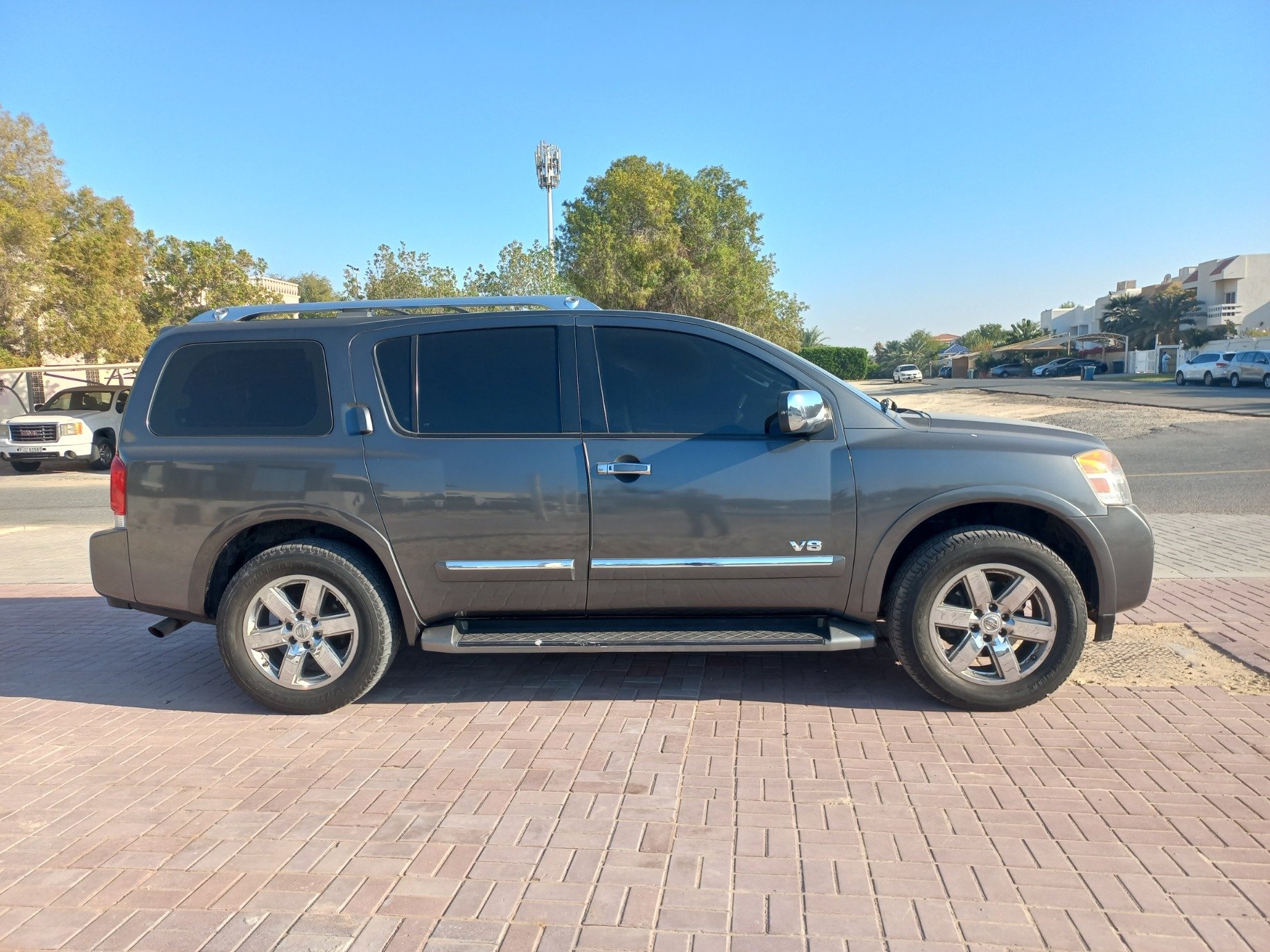 Buy Nissan Armada AED 23 000 240 500KM 2011 CarSwitch