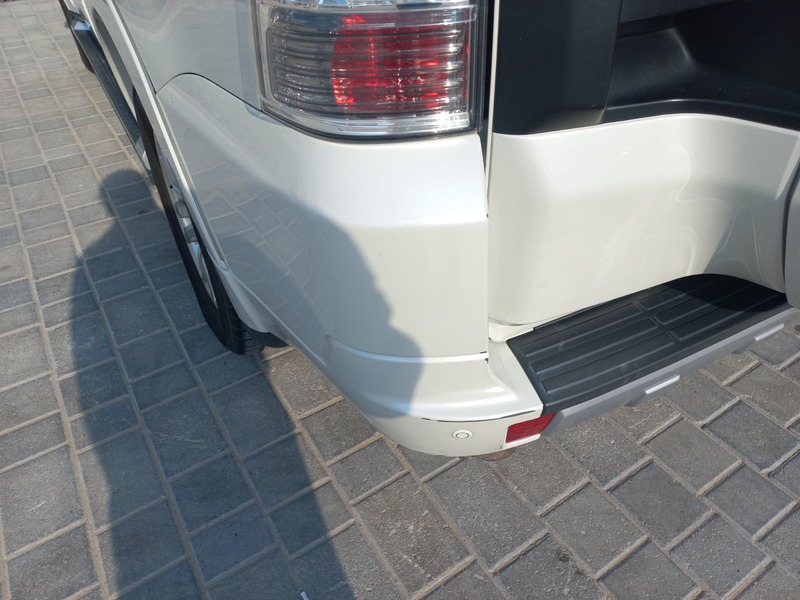 Used 2017 Mitsubishi Pajero for sale in Dubai