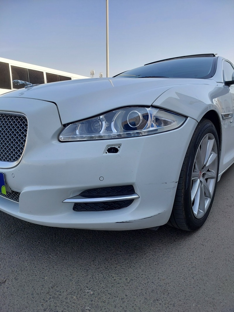 Used 2014 Jaguar XJL for sale in Jeddah