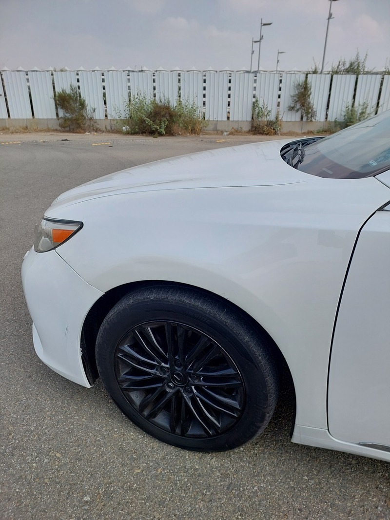 Used 2015 Lexus ES350 for sale in Jeddah