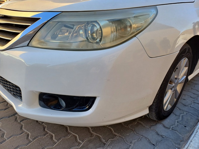 Used 2012 Renault Safrane for sale in Abu Dhabi