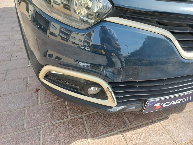 Used 2017 Renault Captur for sale in Dubai
