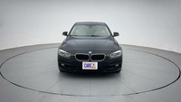 Used 2018 BMW 318 for sale in Dubai