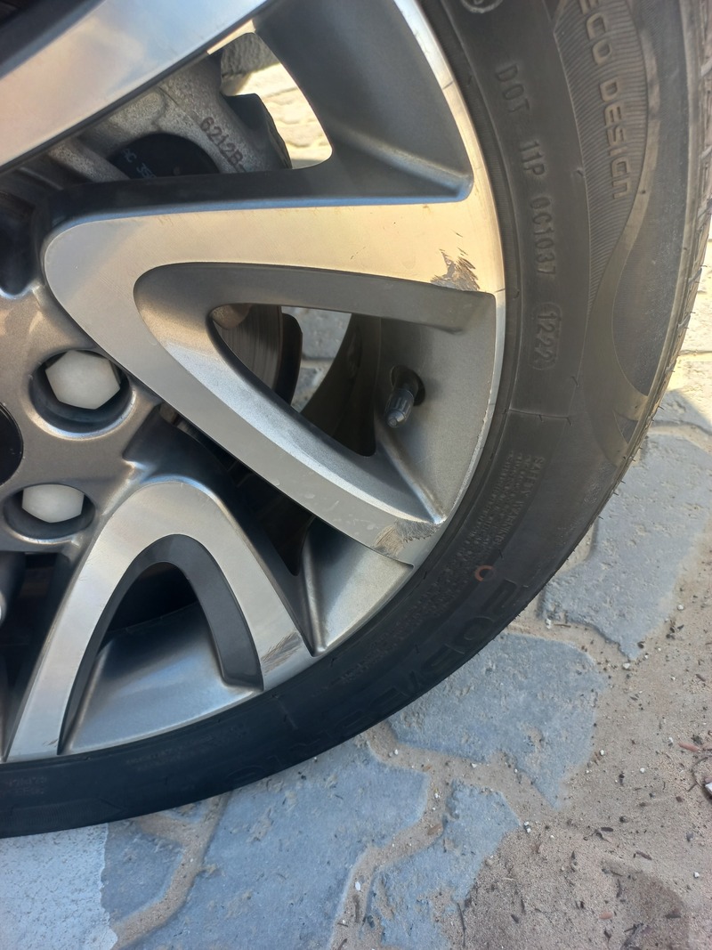 Used 2016 JAC S3 for sale in Abu Dhabi