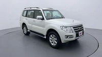 Used 2019 Mitsubishi Pajero for sale in Dubai