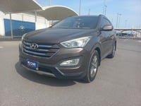 Used 2014 Hyundai Santa Fe for sale in Dubai