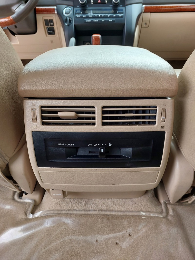Used 2015 Toyota Land Cruiser for sale in Jeddah