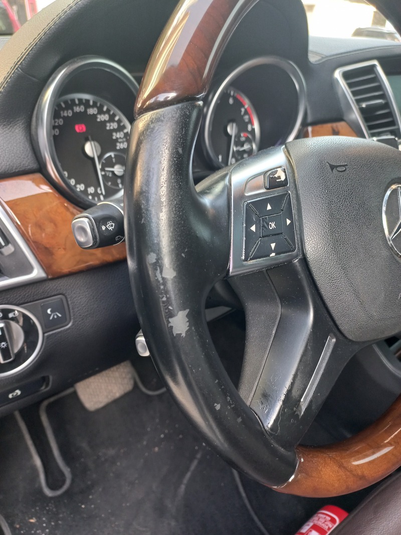Used 2015 Mercedes GL500 for sale in Abu Dhabi