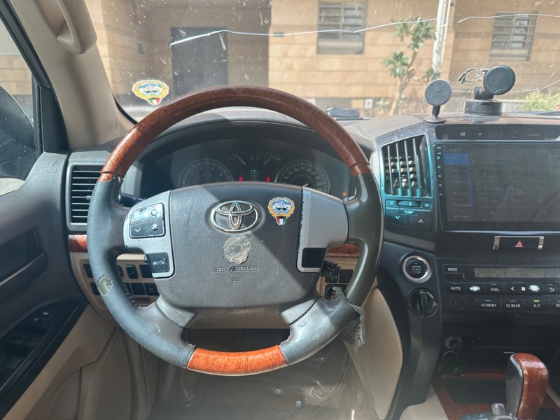 Used 2014 Toyota Land Cruiser for sale in Riyadh